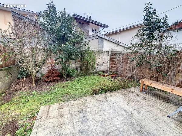 Appartement type 2 jardin