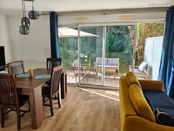Duplex T3 meublé 73 m² - Terrasse, jardin, garage - Chaprais / Vaite