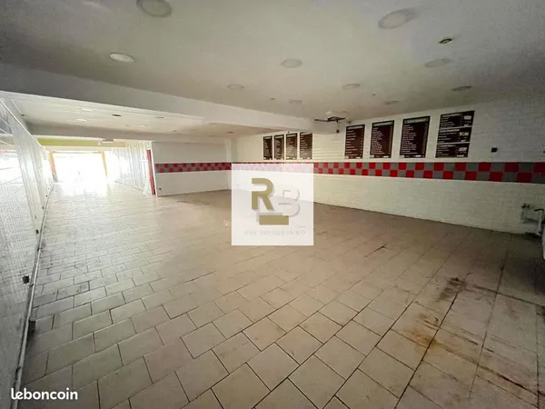 Local 240 m²