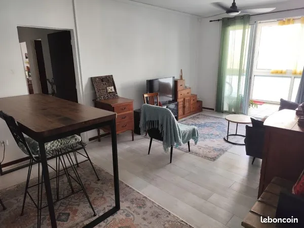 À VENDRE - SAINT-DENIS (97400) - Quartier Jardin de l'État Appartement F3/4 - 81,39 m² - Parking pri