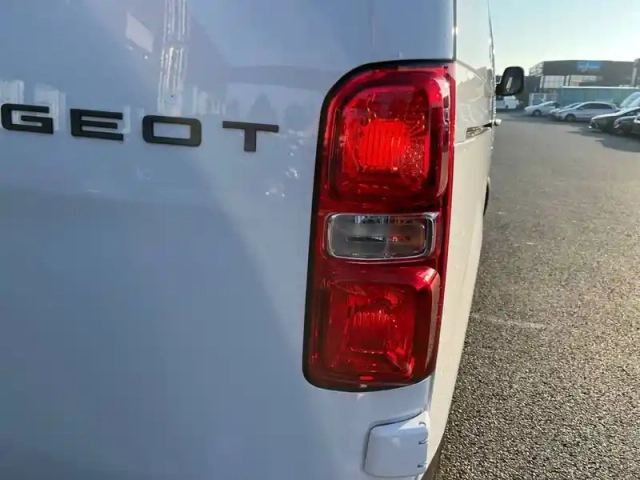 Peugeot Expert fgn m bluehdi 145 bvm6 — photo 17