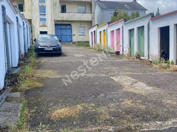 Nantes Saint-Félix - Garage et caveau à vendre dans petite copropriété