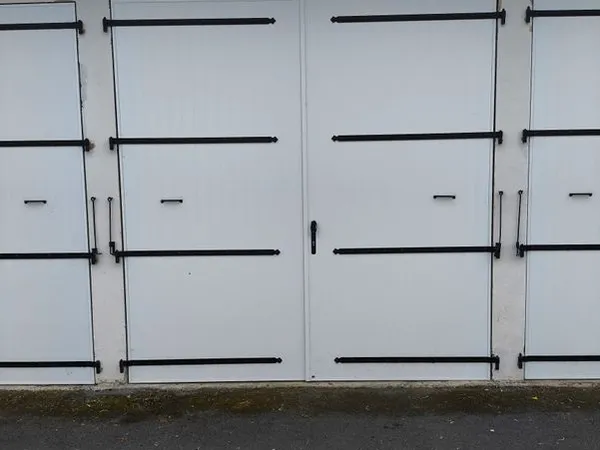 A vendre garage ferme quartier la vacherie a rochefort
