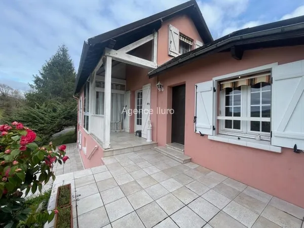 Proximite Oloron - Charmante Maison D'habitation Type T5 Avec Grand Terrain Paysager Et Sous-Sol -