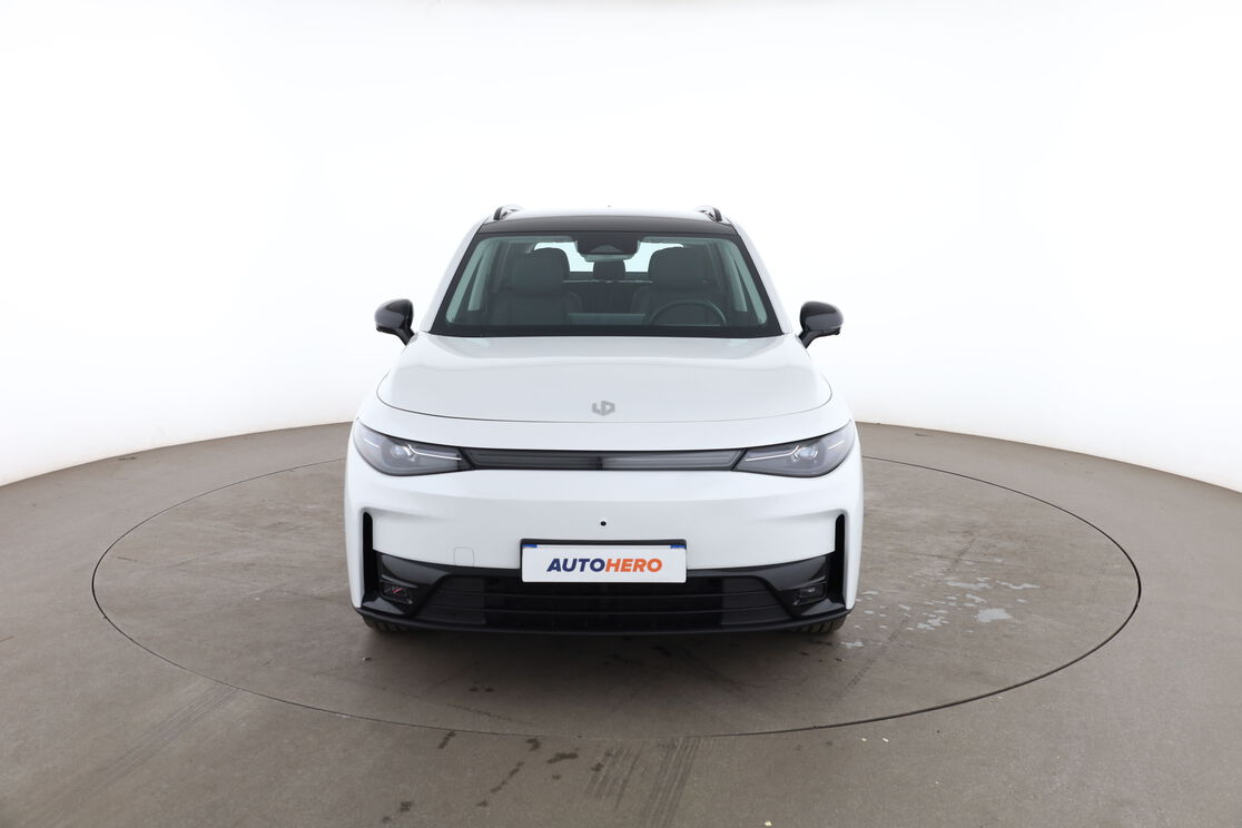 Leapmotor C10 Electrique 69.9 kWh Design — photo 8