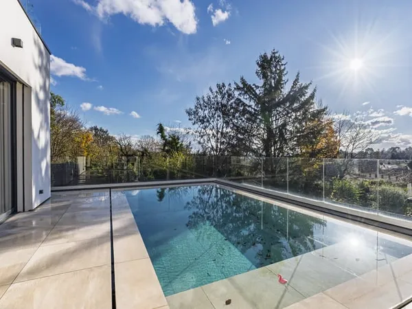 À vendre SAINT CYR AU MONT D'OR, villa bioclimatique de 202