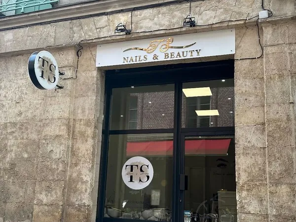 Local commercial 40 m² ROUEN