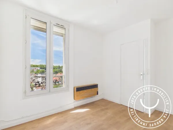 Studio 1 pièce 18 m²