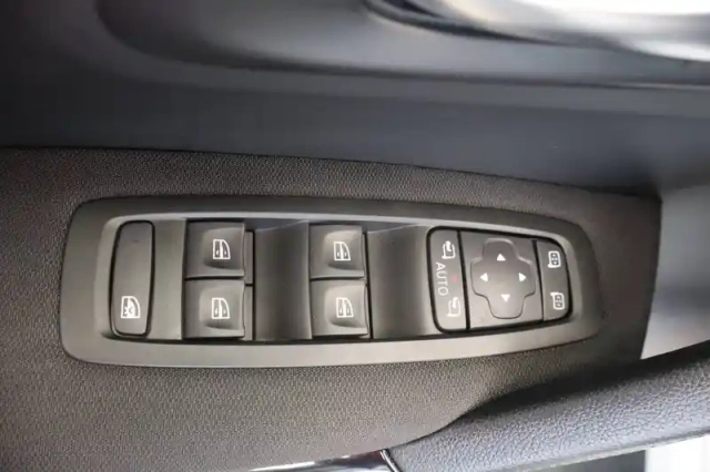 Renault Kadjar blue dci 115 — photo 33