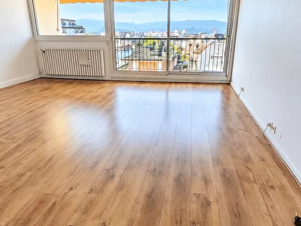 Appartement 4 pièces 82 m²