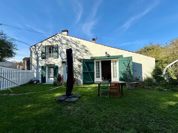 Maison 7 pièces 197 m²