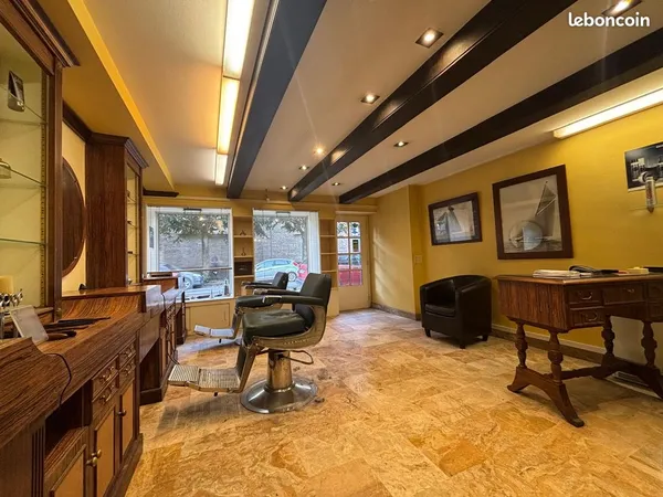 Fonds de commerce, salon de coiffure 55 m² Quimper