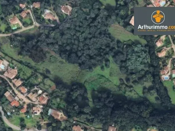 EXCLUSIVITE - TERRAIN CONSTRUCTIBLE - AJACCIO