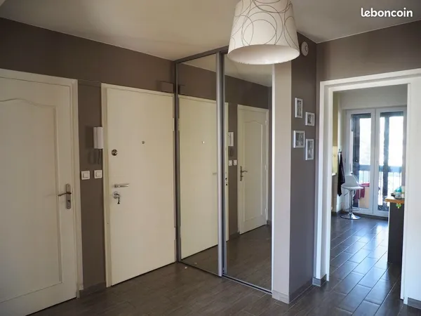Colocation entre filles T3 à 10 minutes Part Dieu