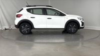 Dacia Sandero 1.0 TCe 90ch Stepway Essential -24 — photo 4