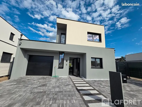 Maison 5 pièces 140 m²