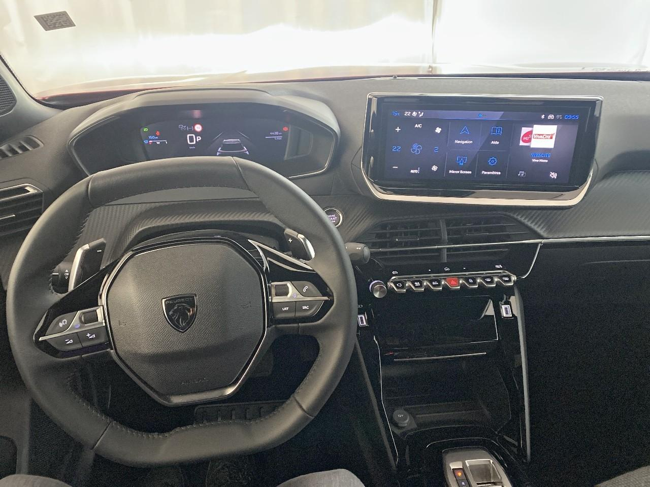 Peugeot 2008 hybrid 145 ch e-dcs6 allure — photo 15