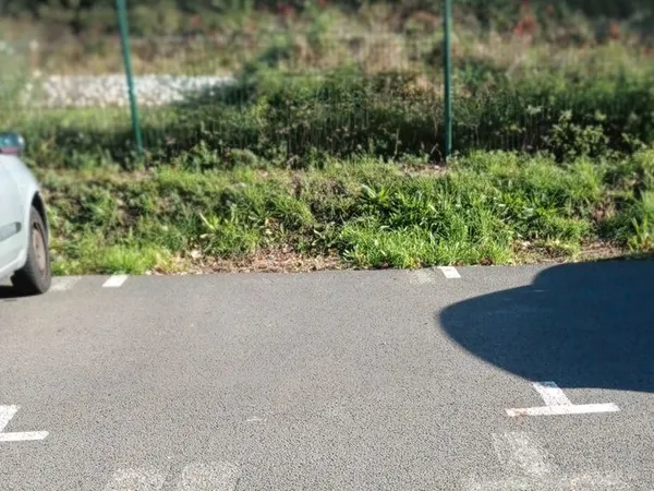 Place de parking extérieur
