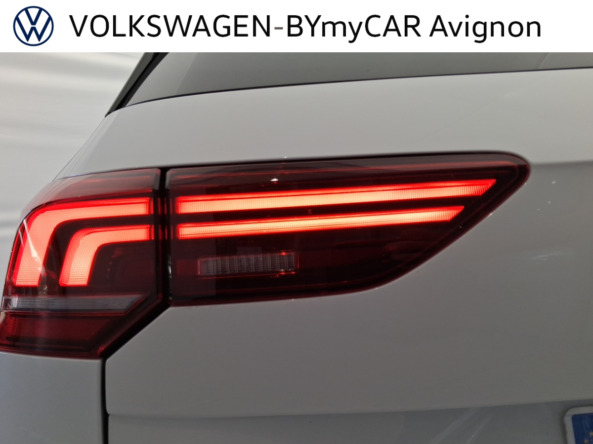 Volkswagen Golf SW 1.5 eTSI EVO2 116 DSG7 — photo 28
