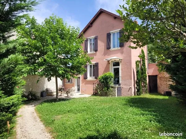 Maison 7 pièces 137 m²