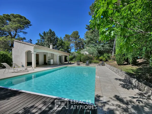 Grande bastide familiale avec piscine et mazet dans le quartier de la Cigale
