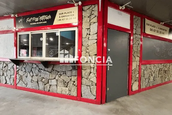Local 23 m²