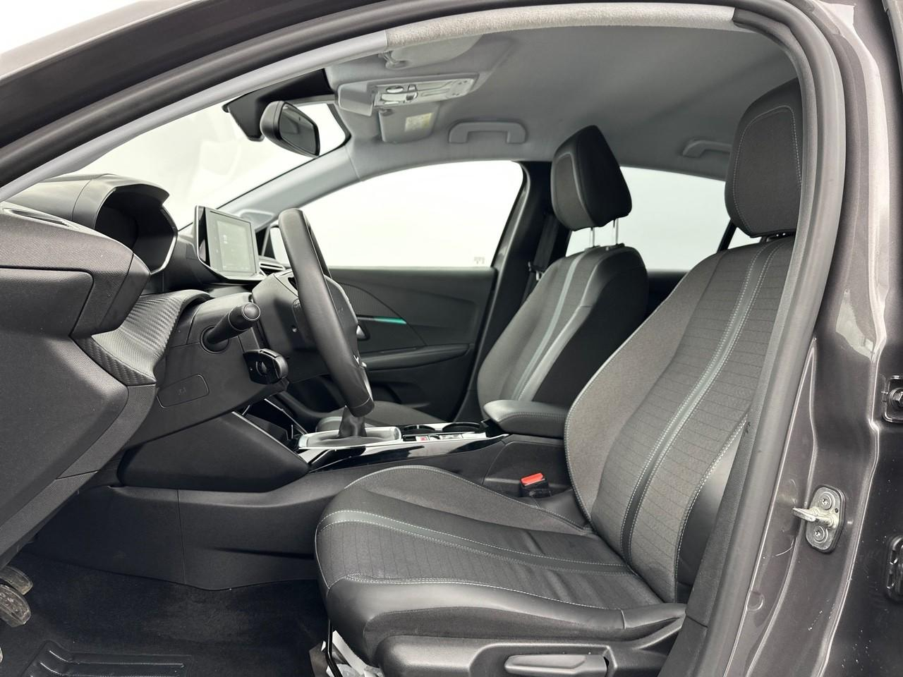 Peugeot 208 puretech 100 s&s bvm6 allure — photo 10