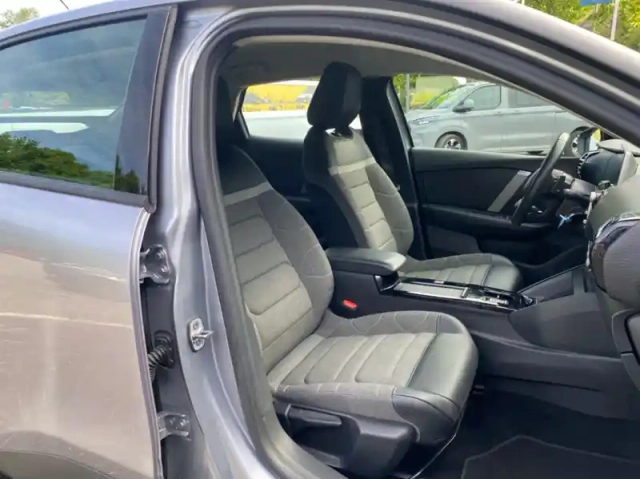 Citroën C4 bluehdi 130ch s&amp;s feel pack eat8 120g — photo 27