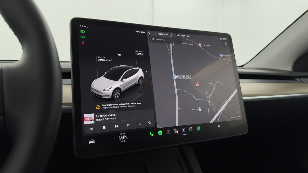 Tesla MODEL Y Standard RWD — photo 23