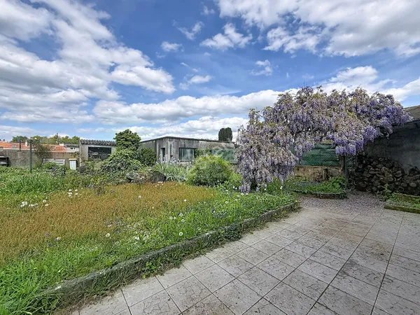 Nantes Bout des Pavés : Exclusivité ! Charmante Maison à Vendre à Nantes - Opportunité Rare ! Plain 
