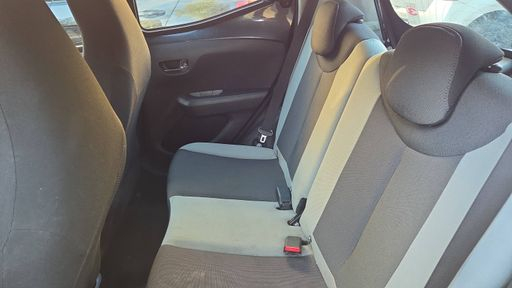 Toyota Aygo 1.0 VVT-i 69 - X-Play – 2018 – 89000 km – Essence – Boîte Manuelle — photo 2