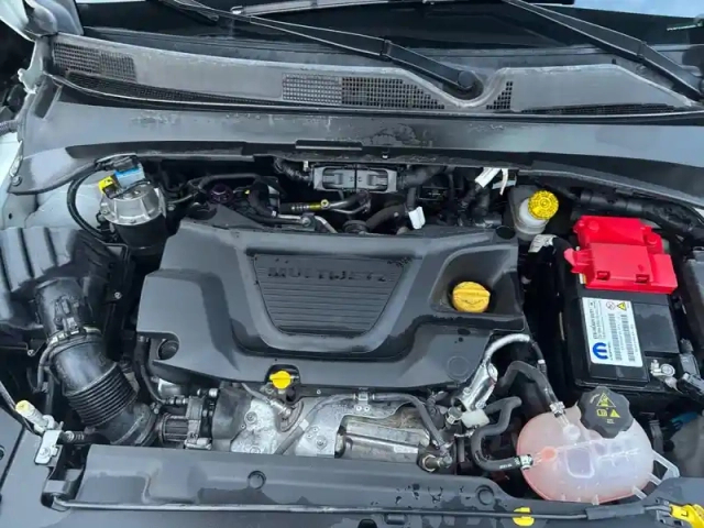 Jeep Compass 1.6 i multijet ii 130 ch bvm6 — photo 132