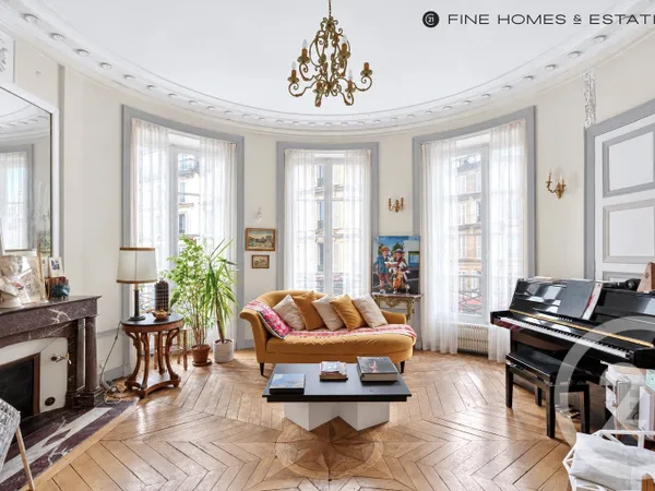 Appartement 5 pièces 101 m²