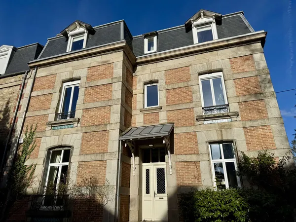 Maison 12 pièces 276 m²