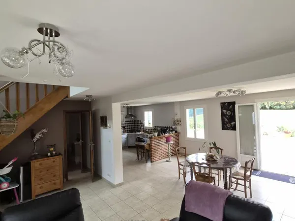 Maison familiale avec espace professionnel idéale professi