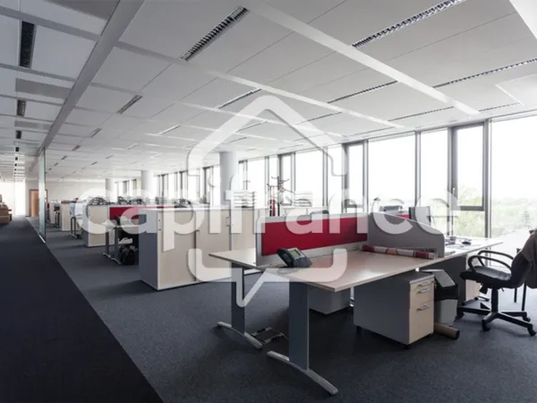 Bureaux 6 pièces 155 m²