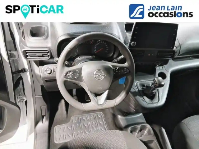 Opel Combo cargo m 600 kg puretech 110 s&amp;s bvm6 — photo 9