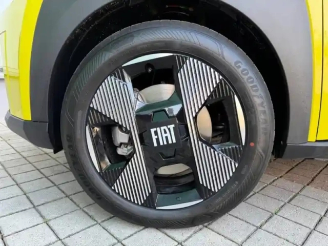 Fiat Panda grande  electrique 113ch la prima (certinergy 6000? déduit) — photo 7