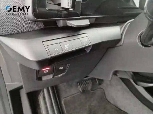 Renault Megane e-tech ev60 220 ch super charge — photo 32