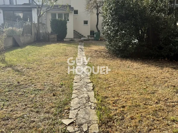 Maison Location Clamart 6p 98m² 2500€
