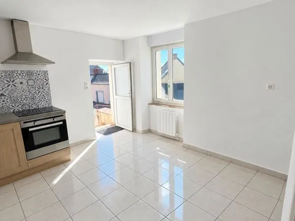 Appartement Location Le Lion-d'Angers 2p 40m² 360€