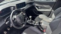 Peugeot 2008 1.2 PureTech 130ch S&S GT — photo 12