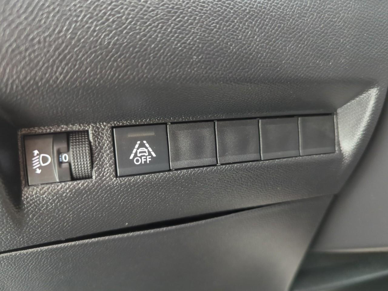 Peugeot 2008 puretech 130 s&s eat8 allure — photo 22