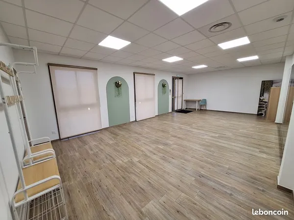 Grand espace professionnel à louer