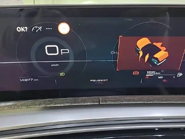 Peugeot 3008 hybrid 136 e-dcs6 — photo 12