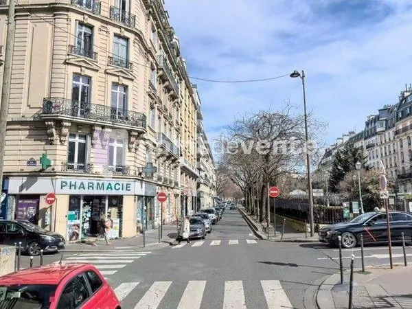 Local commercial 103 m²