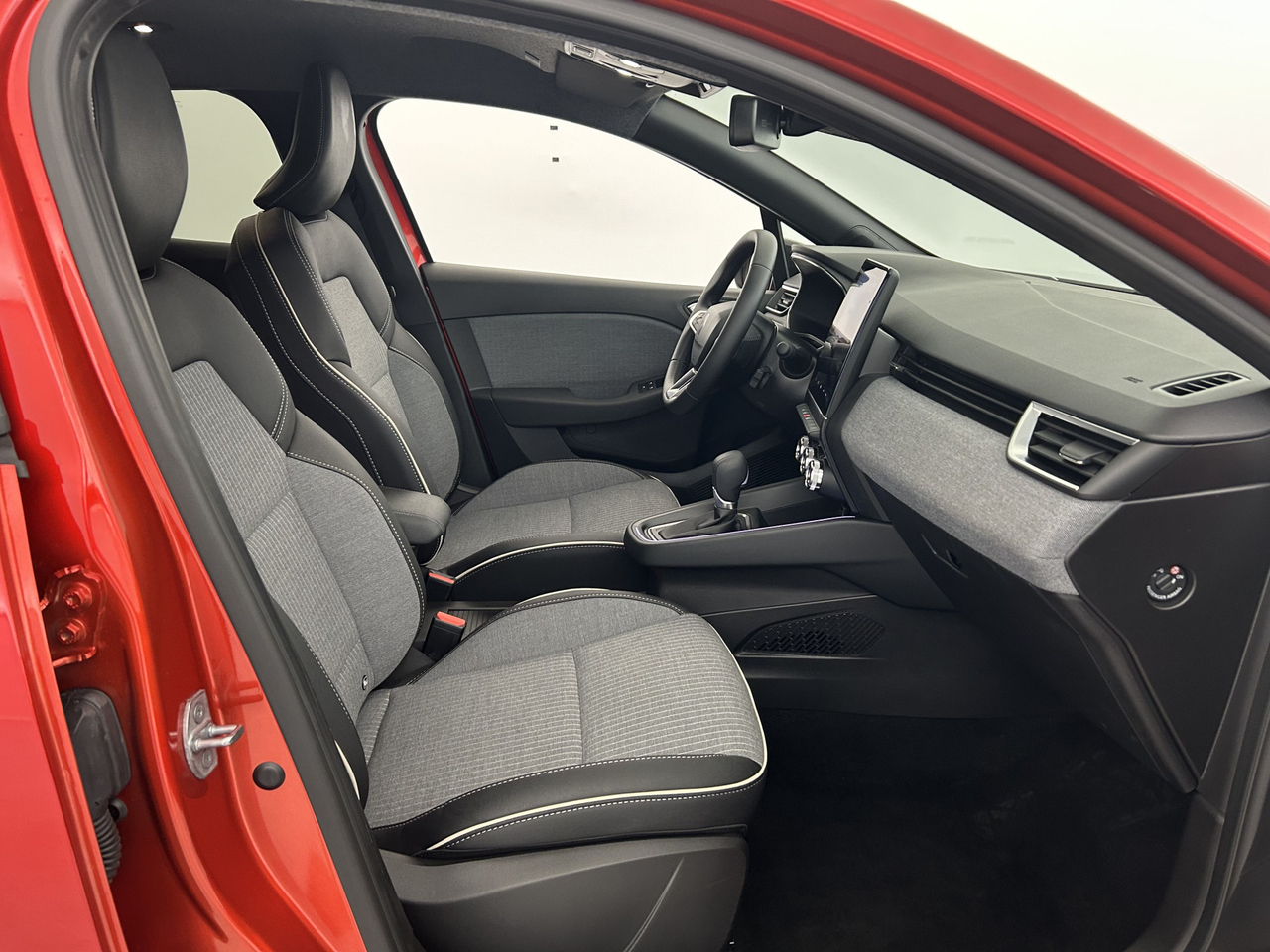 Renault Clio 5 — photo 14