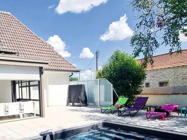 Pavillon 6 pièces 235 m²