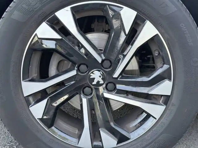 Peugeot 2008 puretech 130 s&amp;s eat8 — photo 13