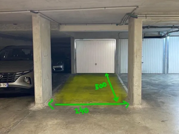 Box + Place de parking Quartier du Rouet